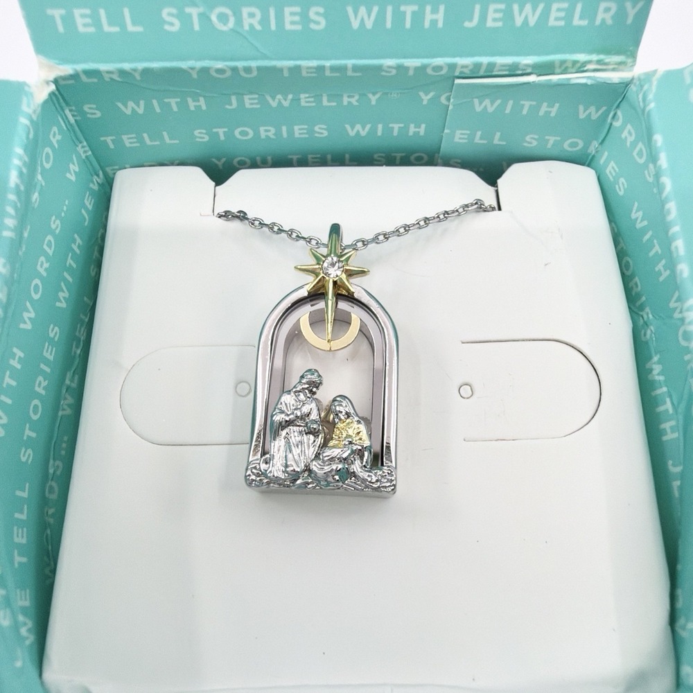 Origami Owl Silver Heart Nativity Capsule Locket With 20-22" Chain New In Box